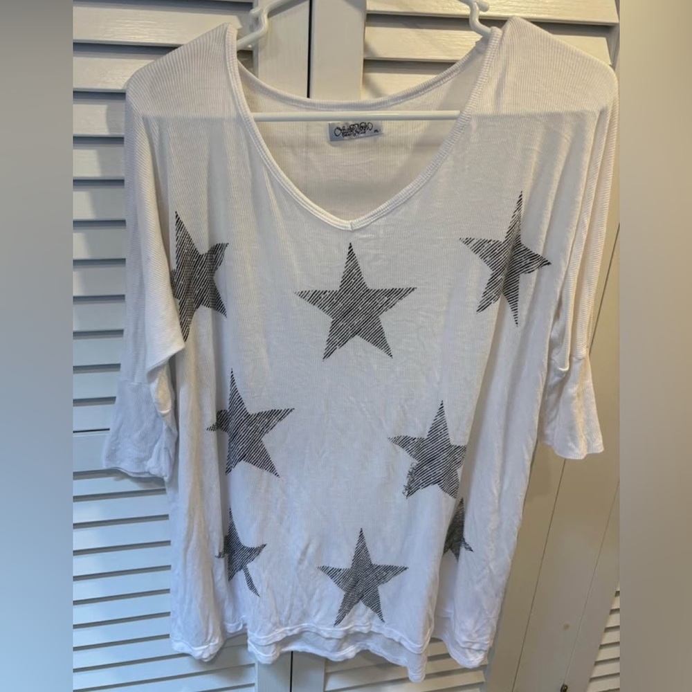 Lauren Moshi 3/4 sleeve Star pattern shirt size medium